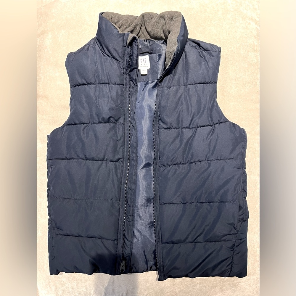 Boys GAP Navy Puffer vest